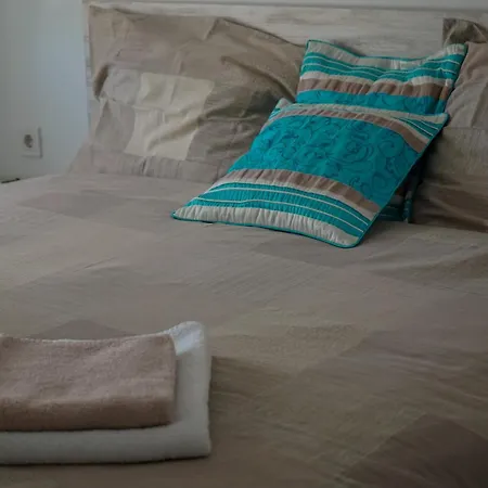 Jecmiste * トゥズラ